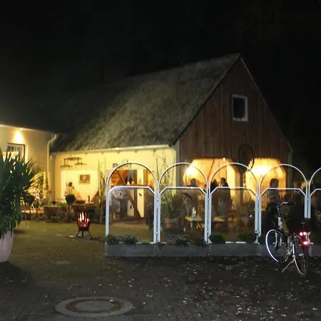 ホテル Mit Restaurant 14km Vom Heide-park Tewel
