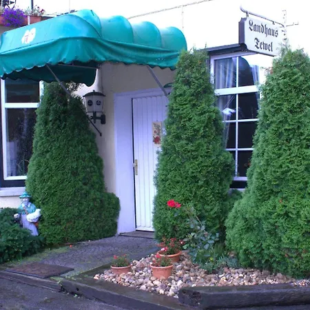 酒店 Mit Restaurant 14km Vom Heide-park Tewel